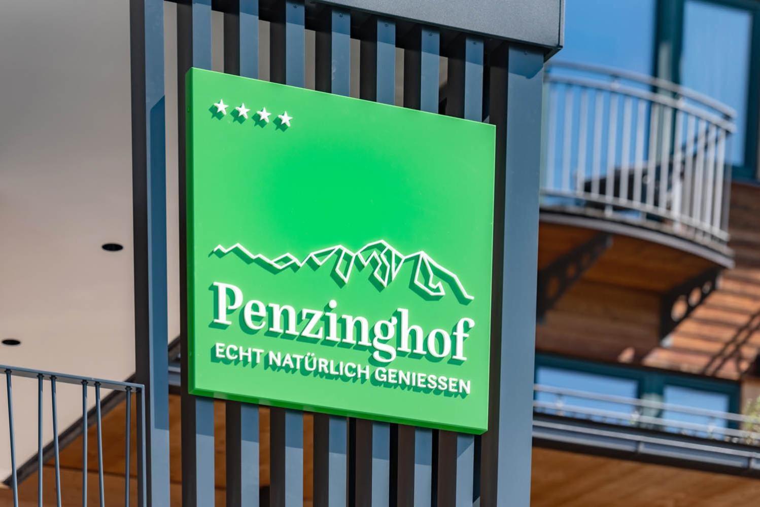 Hotel Penzinghof Oberndorf in Tirol Exterior photo