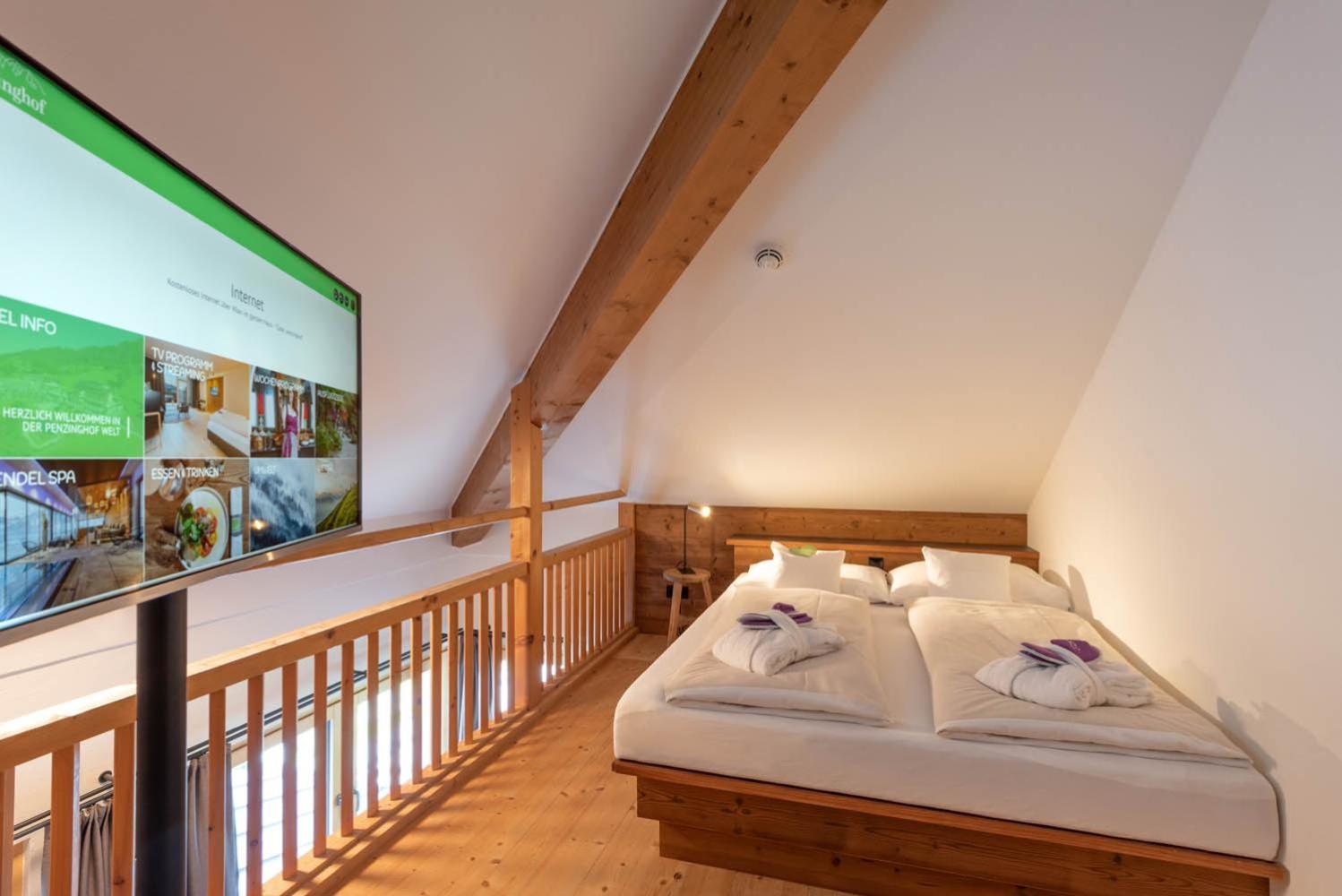 Hotel Penzinghof Oberndorf in Tirol Exterior photo